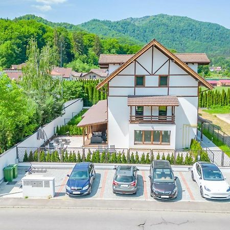 Jungle Family Villa Near Park Aventura,Lake,Zoo Brașov Exterior foto